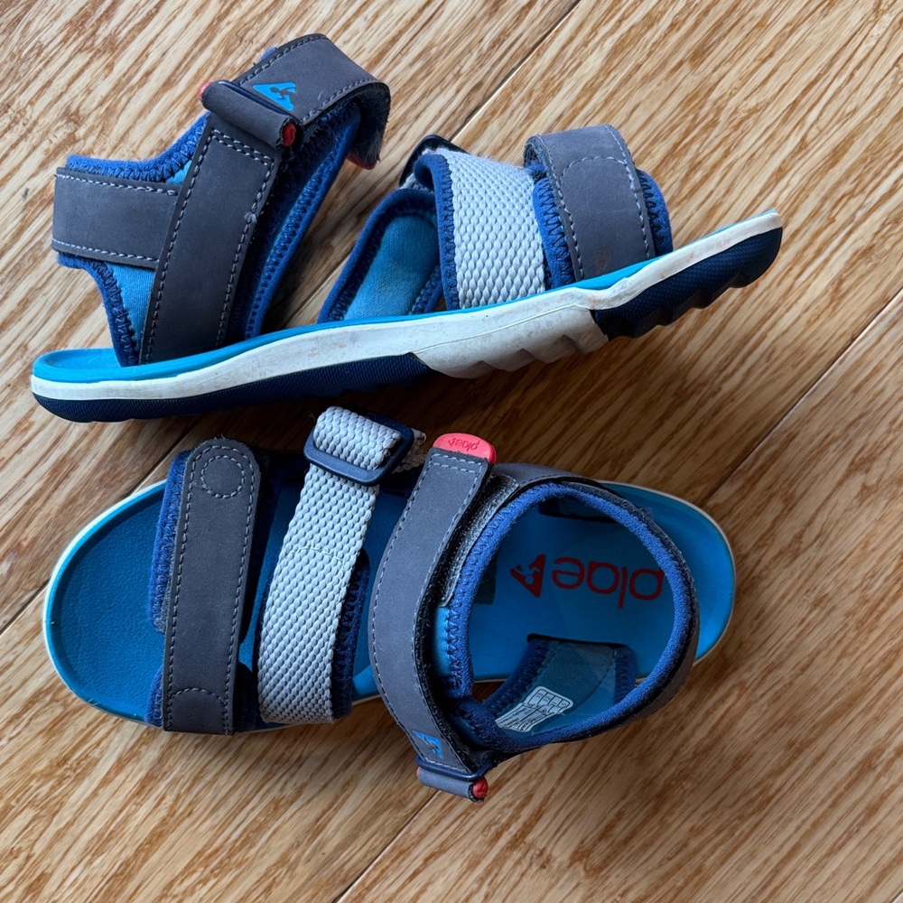 PLAE Kids Blue & Gray Adjustable Sandals Size 13 barely worn